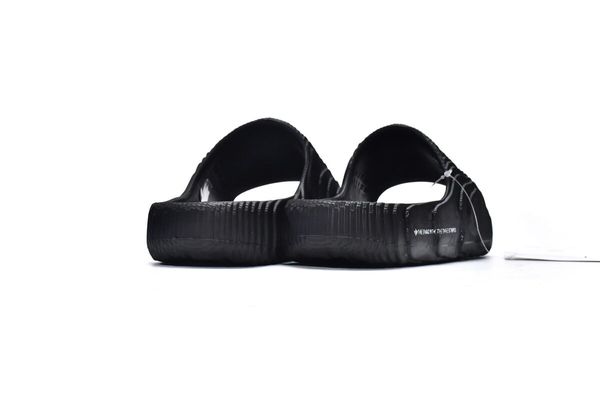 Тапочки чоловічі Adidas Adilette 22 Slides (GX6949), 43, WHS, 1-2 дні