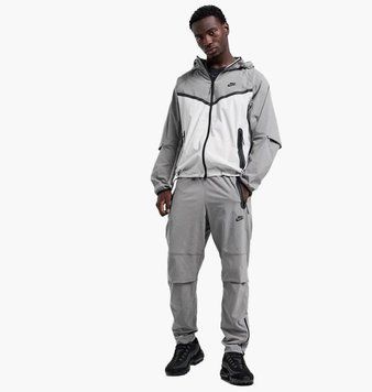 Спортивный костюм мужской Nike Tech Woven Grey (HM7151-014__HM8241-014), M, WHS, 1-2 дня