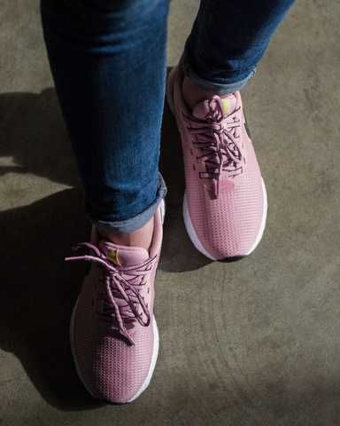 Кроссовки женские Nike W Revolution 5 Ext (CZ8590-600) - Интернет-магазин  одежды, обуви и аксессуаров Ideal Sport. Купить оригинальную обувь и одежду  с доставкой по Украине.