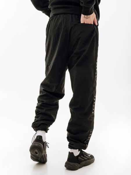 Брюки мужские Jordan Essentials
Men's Warmup Pants (FB7292-010), L, OFC, 20% - 30%, 1-2 дня
