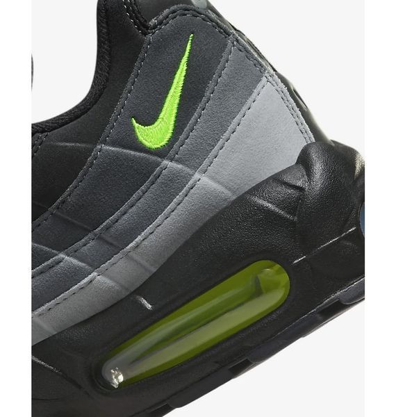 Кросівки чоловічі Nike Air Max 95 Black (FV4710-001), 39, WHS, < 10%, 1-2 дні