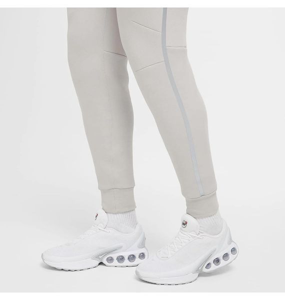 Брюки чоловічі Nike Tech Fleece Reflective Grey (HQ3747-014), L, WHS, > 50%, 1-2 дні