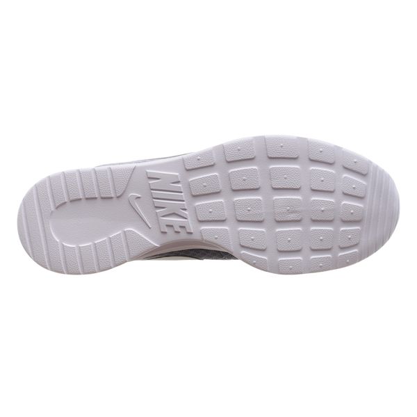 Кроссовки мужские Nike Tanjun (DJ6258-002), 41, WHS, 20% - 30%, 1-2 дня