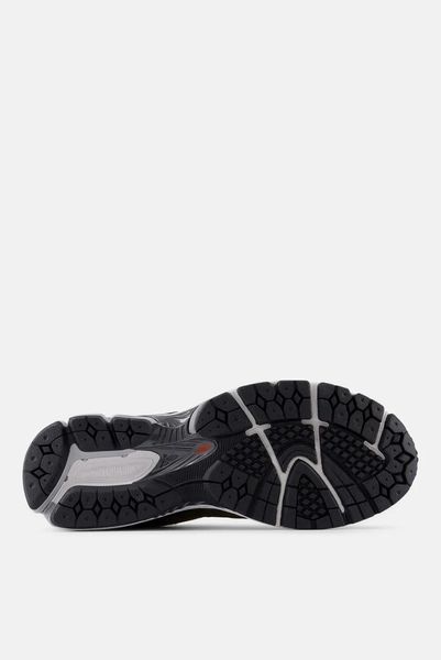 Кроссовки унисекс New Balance 2002R (U2002RR), 43, WHS, 1-2 дня