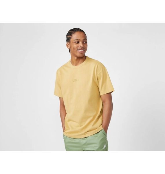 Футболка чоловіча Nike Nsw Premium Essentials T-Shirt Yellow (DO7392-725), L, WHS, 10% - 20%, 1-2 дні
