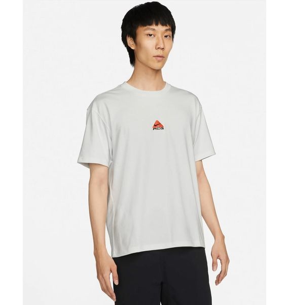 Футболка чоловіча Nike Acg T-Shirt (DQ1815-121), L, WHS, 30% - 40%, 1-2 дні