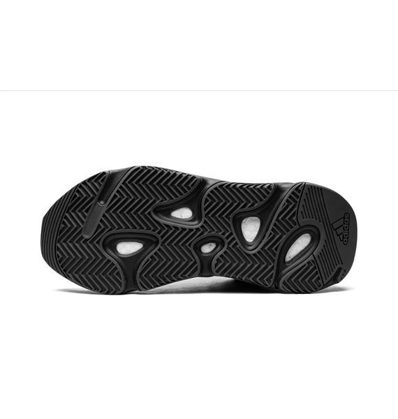Кросівки чоловічі Adidas Yeezy Boost 700 Mnvn (GZ0711), 40, WHS, < 10%, 1-2 дні