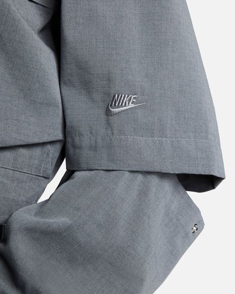 Куртка женская Nike Sportswear Tech Pack (DV8487-050), M, WHS, 40% - 50%, 1-2 дня