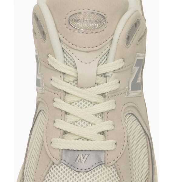 Кросівки чоловічі New Balance 2002R White Ivory (M2002RAA), 42, WHS, < 10%, 1-2 дні