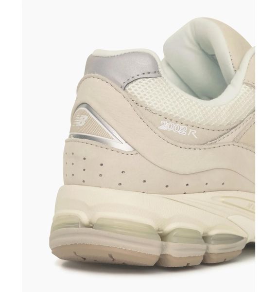 Кросівки чоловічі New Balance 2002R White Ivory (M2002RAA), 42, WHS, < 10%, 1-2 дні