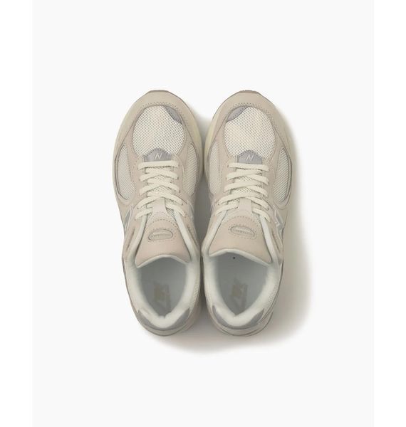 Кросівки чоловічі New Balance 2002R White Ivory (M2002RAA), 42, WHS, < 10%, 1-2 дні