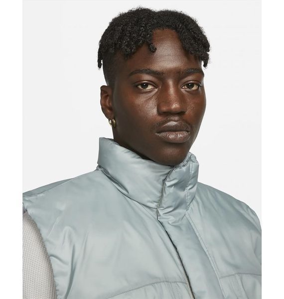 Жилетка мужская Nike Tech Pack Insulated Woven Vest (DV9972-330), M, WHS, < 10%, 1-2 дня