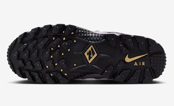 Кросівки жіночі Nike Air Humara (FB9982-500), 38, WHS, < 10%, 1-2 дні