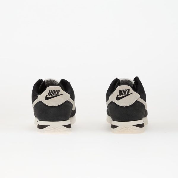 Кросівки чоловічі Nike Cortez Premium (HV4456-001), 42, WHS, 1-2 дні