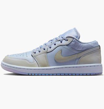 Кроссовки женские Jordan 1 Low Light Blue/Grey (IM5129-010), 39, WHS, 10% - 20%, 1-2 дня
