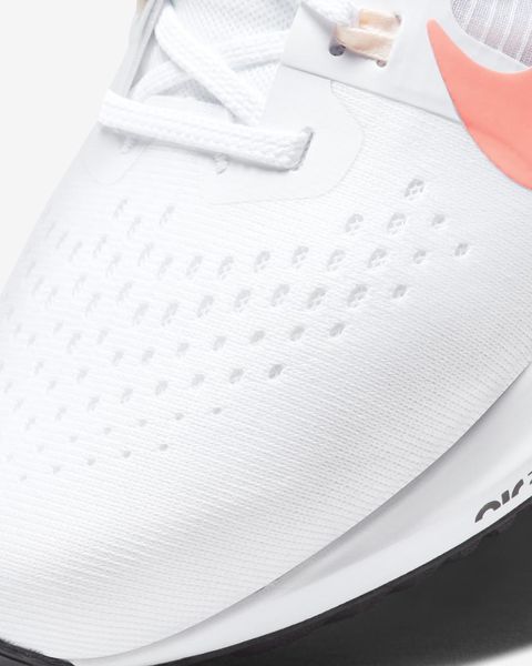 Кросівки унісекс Nike Air Zoom Vomero 15 (CU1856-102), 35.5, WHS, 1-2 дні