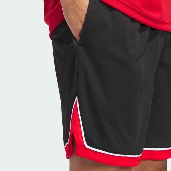 Шорты мужские Adidas Basketball Badge Of Sport Shorts (IM7897), M, WHS, 1-2 дня