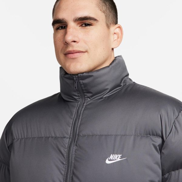 Куртка мужская Nike Down Jacket Club (FB7368-068), S, WHS, 40% - 50%, 1-2 дня