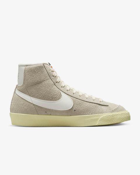 Кеды женские Nike Blazer Mid 77 Vintage (DV7006-001), 41, WHS, > 50%, 1-2 дня