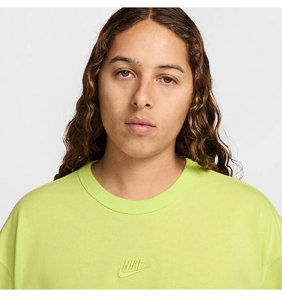 Футболка чоловіча Nike Sportswear Premium Essential Tee Green (DO7392-736), L, WHS, 20% - 30%, 1-2 дні