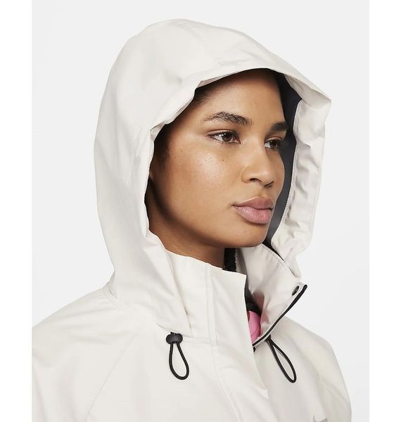 Вітровка жіноча Nike Storm-Fit Swift Beige (FB7492-104), S, WHS, 30% - 40%, 1-2 дні