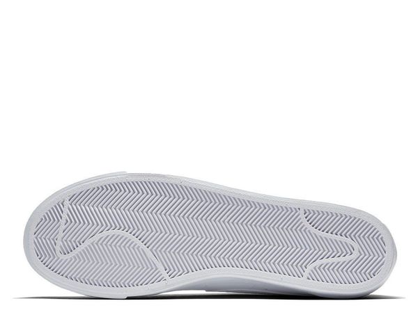Кроссовки мужские Nike Blazer Low Le (AQ3597-100), 46, WHS, 10% - 20%, 1-2 дня