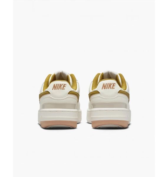 Кросівки жіночі Nike Gamma Force (DX9176-105), 39, WHS, 10% - 20%, 1-2 дні