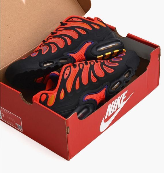 Кросівки чоловічі Nike Air Max Plus Drift (FD4290-003), 44, WHS, 20% - 30%, 1-2 дні