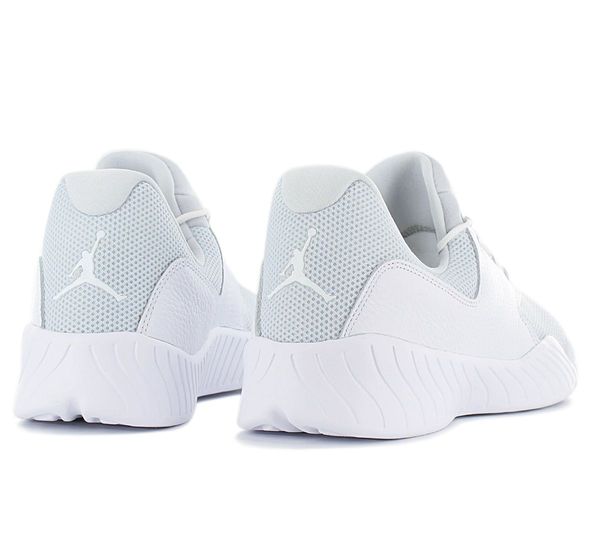Кросівки чоловічі Jordan 23 Low White/White-Pure Platinum (905288-100), 44.5, WHS, 10% - 20%, 1-2 дні