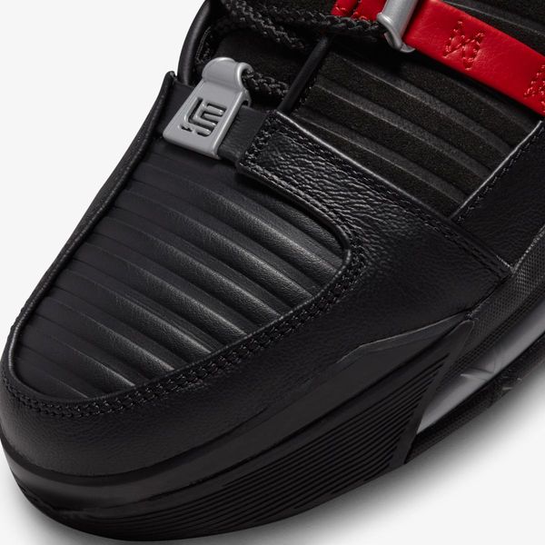 Кроссовки мужские Nike Zoom Lebron Iii (DO9354-001), 45, WHS, 10% - 20%, 1-2 дня