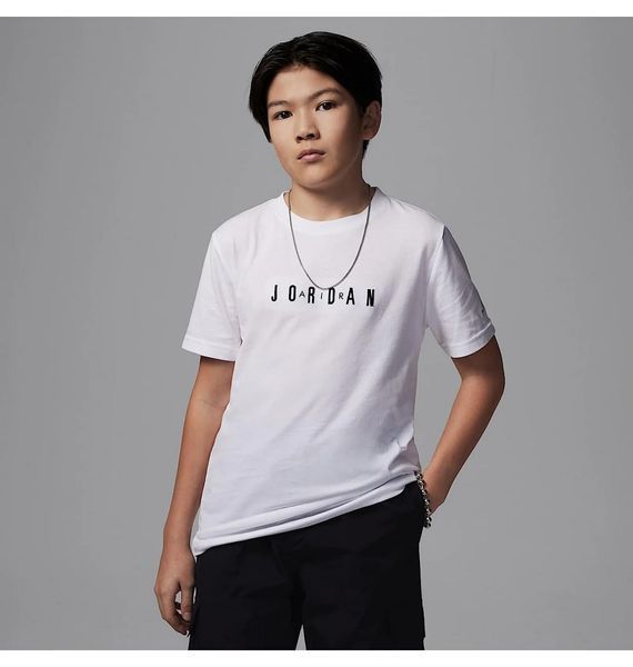Футболка дитяча Jordan Big Kids' Embroidered T-Shirt (95D634-001), L, WHS, < 10%, 1-2 дні