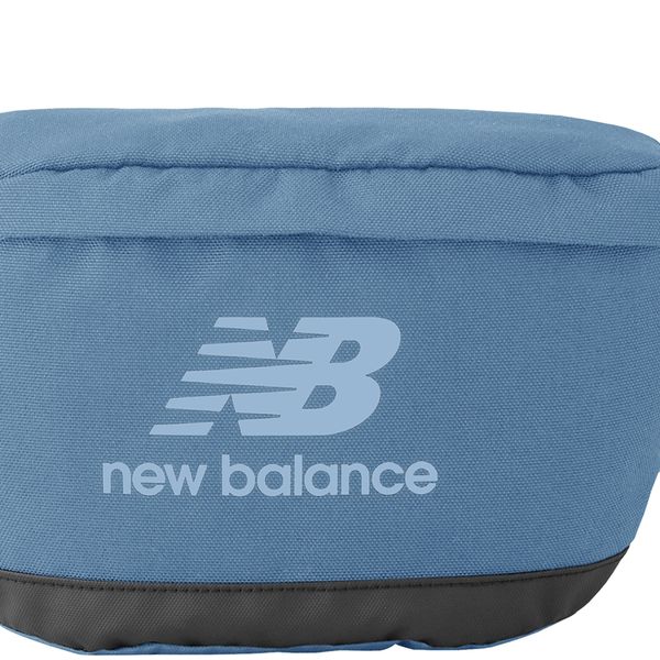 Сумка на пояс New Balance Athletics Waist (LAB23003HER), One Size, WHS, 1-2 дня