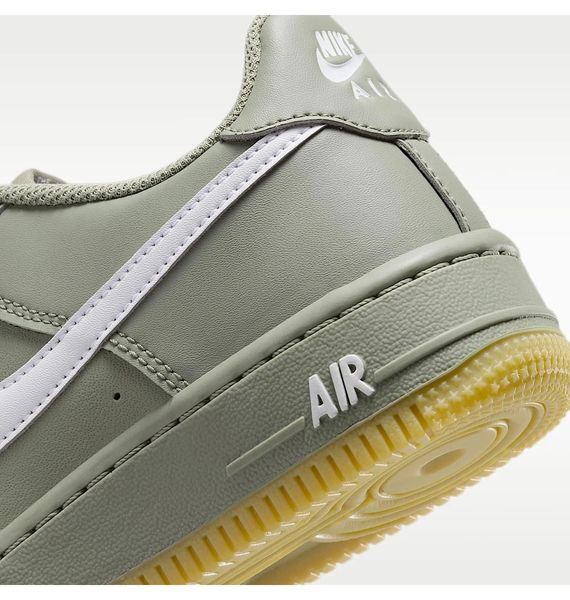 Кроссовки детские Nike Air Force 1 L V8 Big Kids Shoes Olive (HQ1911-300), 38.5, WHS, 1-2 дня