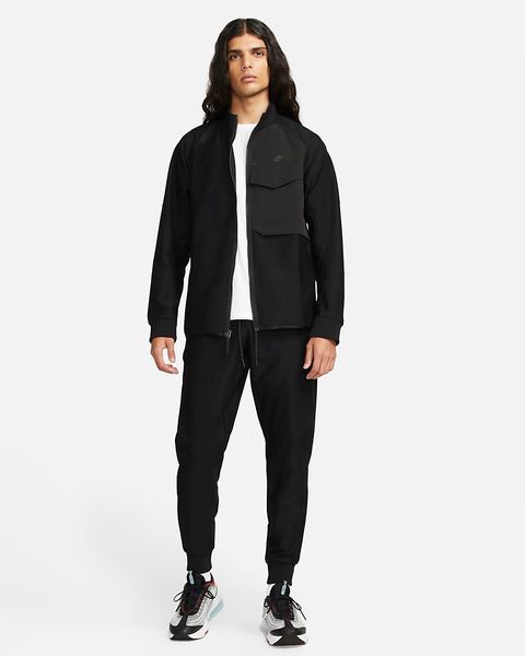Куртка чоловіча Nike Sportswear Dri-Fit Tech Pack (DD6594-010), L, WHS
