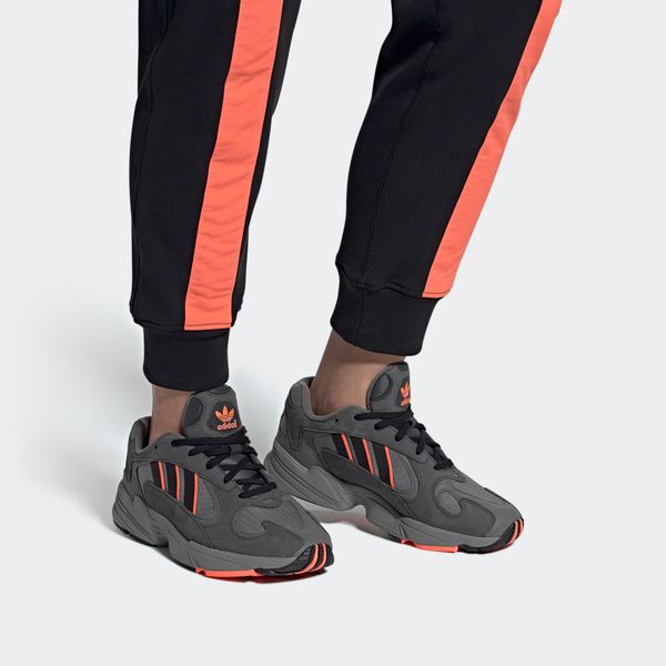 Кросівки чоловічі Adidas Yung 1 (EF5348), 40