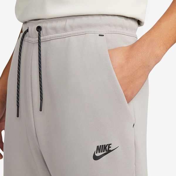 Брюки чоловічі Nike Sportswear Tech Fleece Joggers (DV0538-016), L, OFC, 1-2 дні
