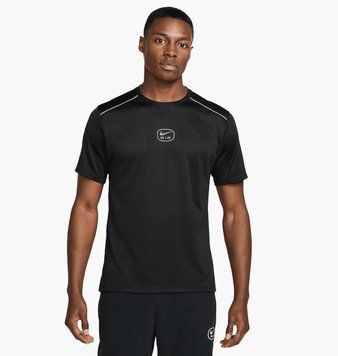 Футболка мужская Nike M Nsw Sw Air Run Tee (HM0195-011), S, WHS, < 10%, 1-2 дня