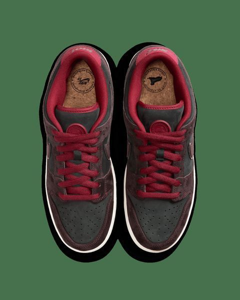 Кросівки чоловічі Nike Sb Dunk Low Pro X Riot Skateshop (FZ1289-200), 38.5, WHS, 1-2 дні