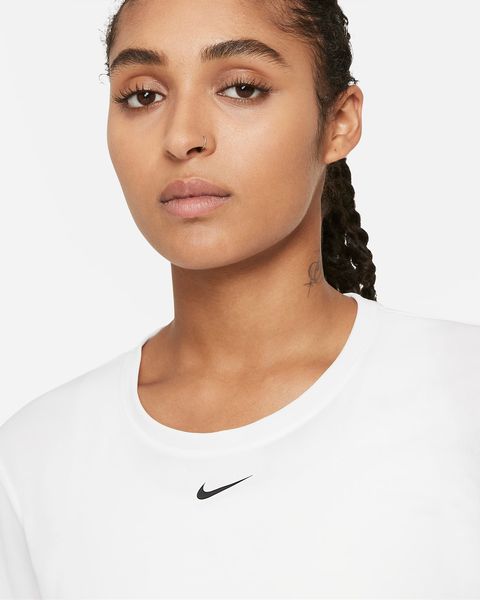 Футболка жіноча Nike Women's Standard-Fit Short-Sleeve Top (DD0638-100), S, WHS, 20% - 30%, 1-2 дні