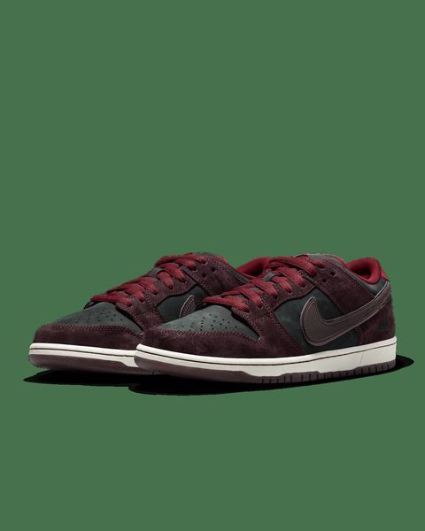Кросівки чоловічі Nike Sb Dunk Low Pro X Riot Skateshop (FZ1289-200), 38.5, WHS, 1-2 дні