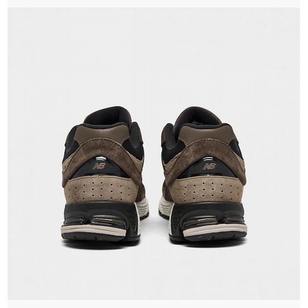 Кросівки чоловічі New Balance 2002R Casual Shoes Brown/Black (M2002RRJ), 42.5, WHS, 1-2 дні
