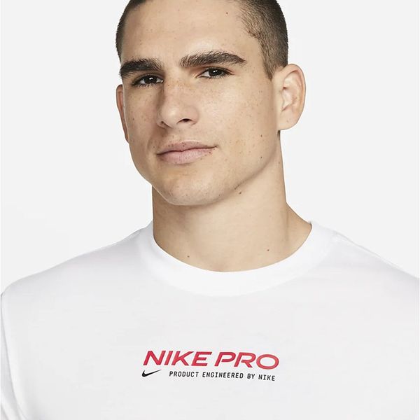 Футболка чоловіча Nike Pro Dri-Fit Men's Training T-Shirt (DM5677-100), XS, WHS, < 10%, 1-2 дні