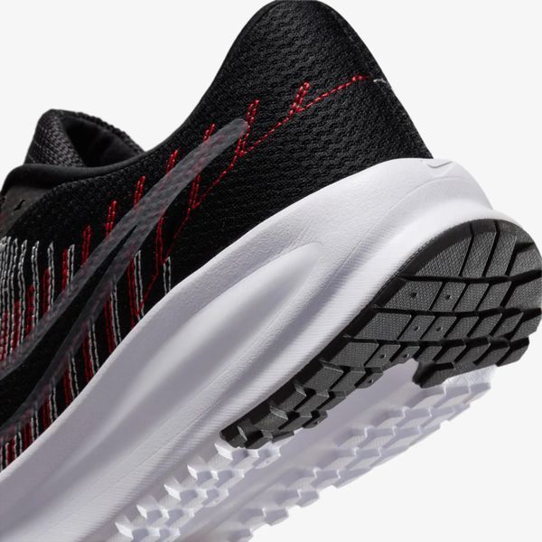 Кросівки чоловічі Nike Run Defy (HM9594-001), 41, OFC, 30% - 40%, 1-2 дні