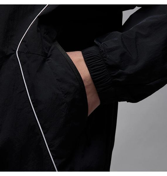 Вітровка унісекс Jordan Lightweight Black (IB7255-010), S, WHS, < 10%, 1-2 дні