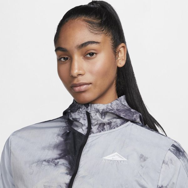 Ветровка женская Nike Repel Trail-Running Jacket (DX1041-011), L, WHS, 40% - 50%, 1-2 дня