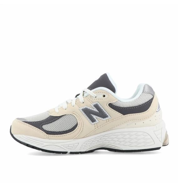 Кроссовки унисекс New Balance 2002 Beige (GC2002FA), 40, WHS, < 10%, 1-2 дня