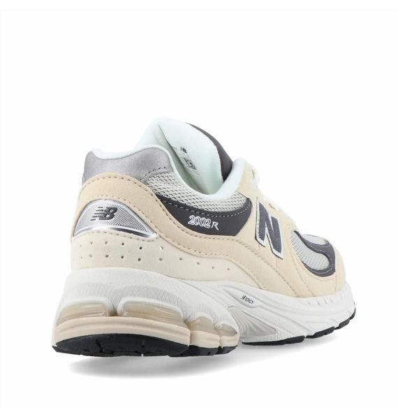 Кроссовки унисекс New Balance 2002 Beige (GC2002FA), 40, WHS, < 10%, 1-2 дня