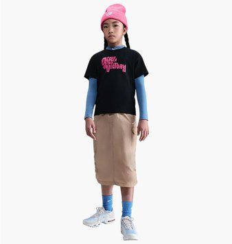 Футболка детская Nike Sportswearolder Kids (Girls) T-Shirt Black (IF2150-010), L, WHS, 10% - 20%, 1-2 дня