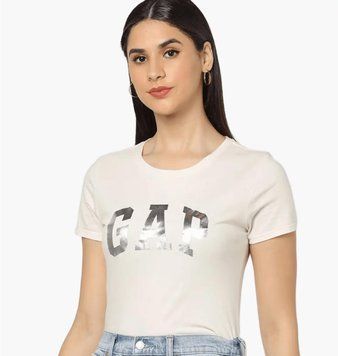 Футболка женская Gap Ss Clsc Tee Beige (268820-75), M, WHS, 20% - 30%, 1-2 дня