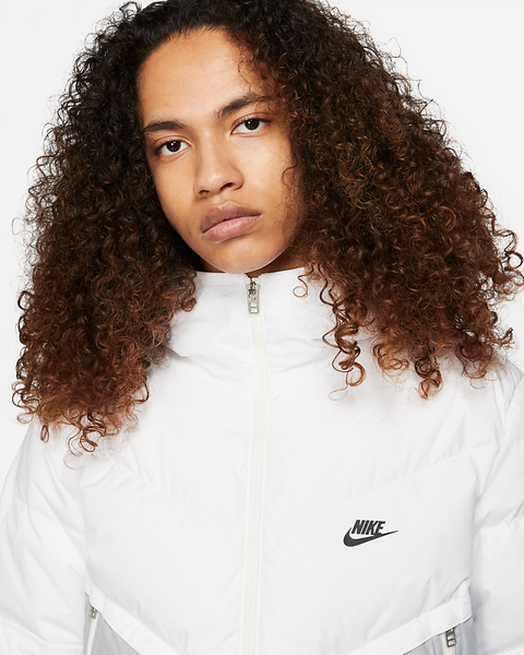 Куртка мужская Nike Sportswear Storm-Fit Windrunner (DD6795-100), L, WHS